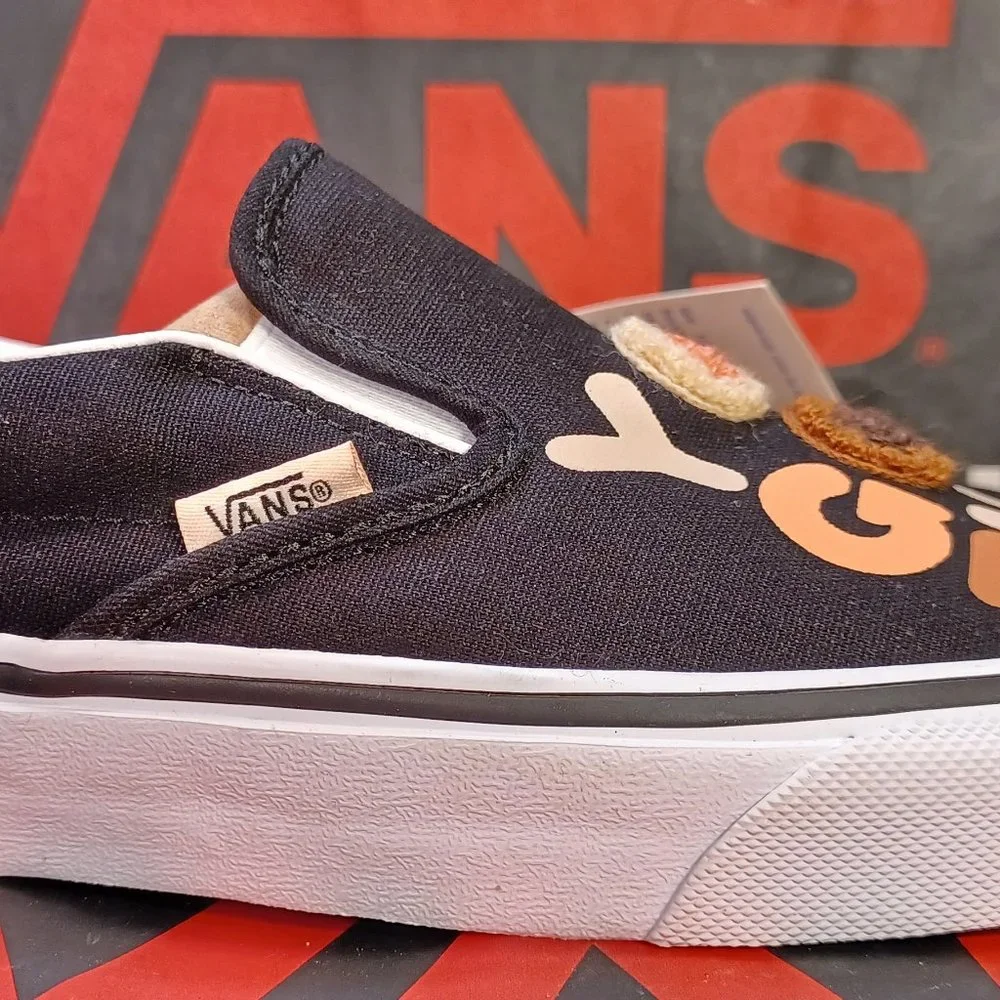 Vans Men's 3.5/Women's 5 Classic Slip-On Breast Cancer Awareness